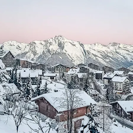 Les Silenes By Interhome Saclentse