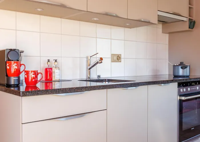 Les Silenes By Interhome シャレー