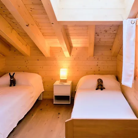 木屋 Les Silenes By Interhome